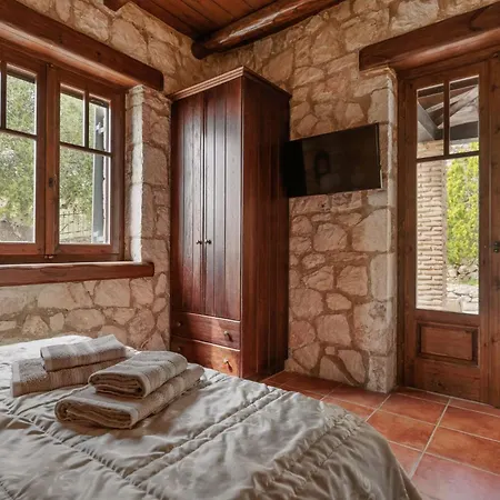 Armos Stone - Private Pool & Sea Views, By Zantewize Vila Skinária