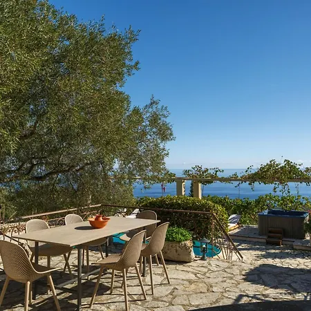 Вилла Armos Stone - Private Pool & Sea Views, By Zantewize Skinaria