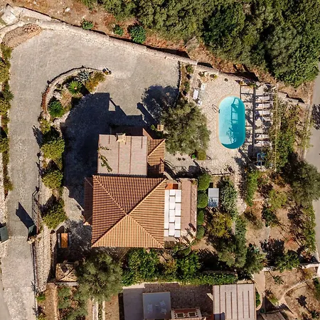 Вилла Armos Stone - Private Pool & Sea Views, By Zantewize Skinaria