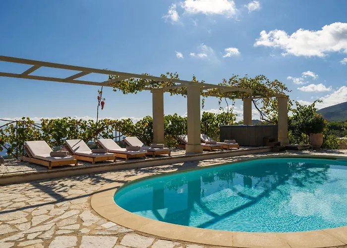 Armos Stone - Private Pool & Sea Views, By Zantewize *